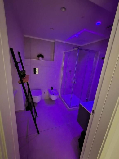 Bathroom 5, La Maison de Rosaline Rooms, Barletta-Andria-Trani