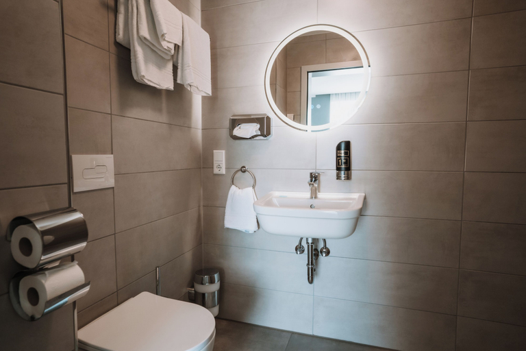 Others 4, Mey Boardinghouse, Bielefeld