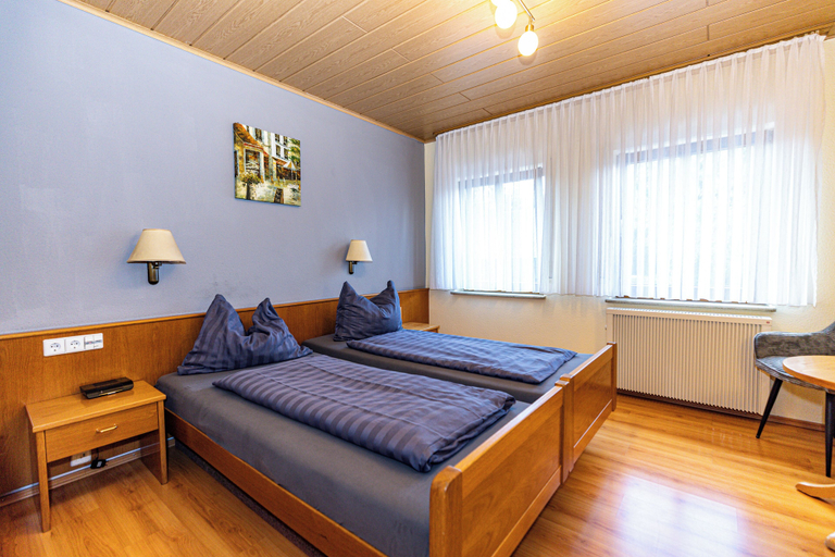 Bedroom 4, Hotel Kambeitz, Rastatt