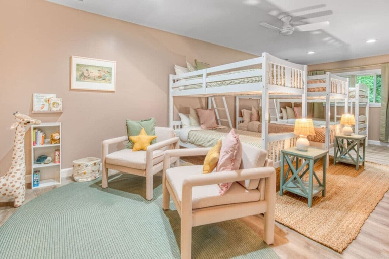 Others 3, Arlington Oasis 7 Br, Guilford
