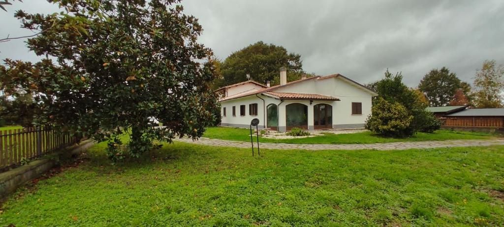 Others 4, B&B Villa Magnolia, Terni