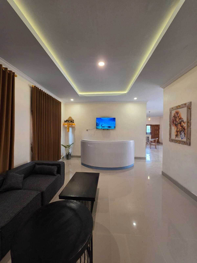 Others 4, Puri Lebah, Buleleng