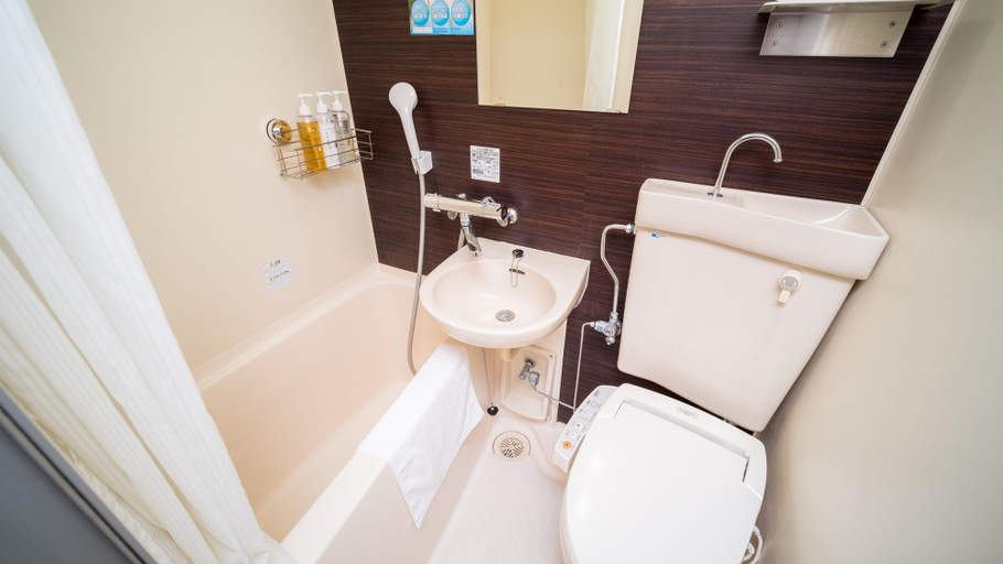 Bathroom 3, Super Hotel Hakata, Fukuoka