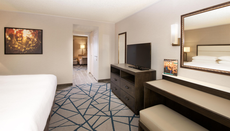 Bedroom 3, Embassy Suites by Hilton Portland Tigard, Washington