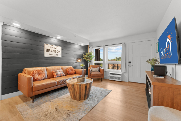 Others 1, Rc305a- The Landing Pad 2 Bedroom Condo, Taney