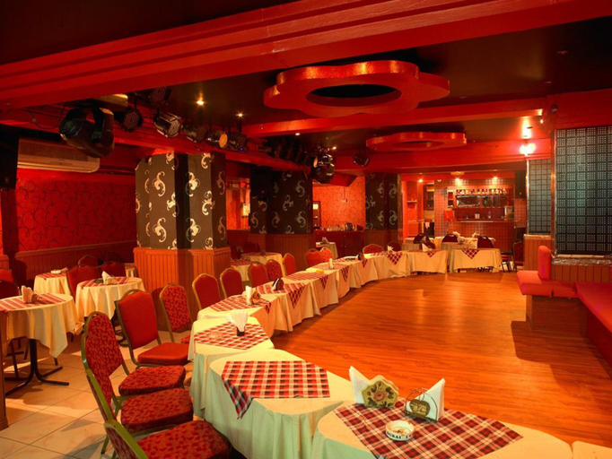Food & Drinks 5, Phoenicia Hotel, Dubai