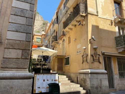 Others 4, Taormina B&B, Messina