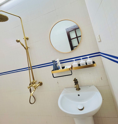 Bathroom 3, LushStay Hanoi Train Station, Hoàn Kiếm