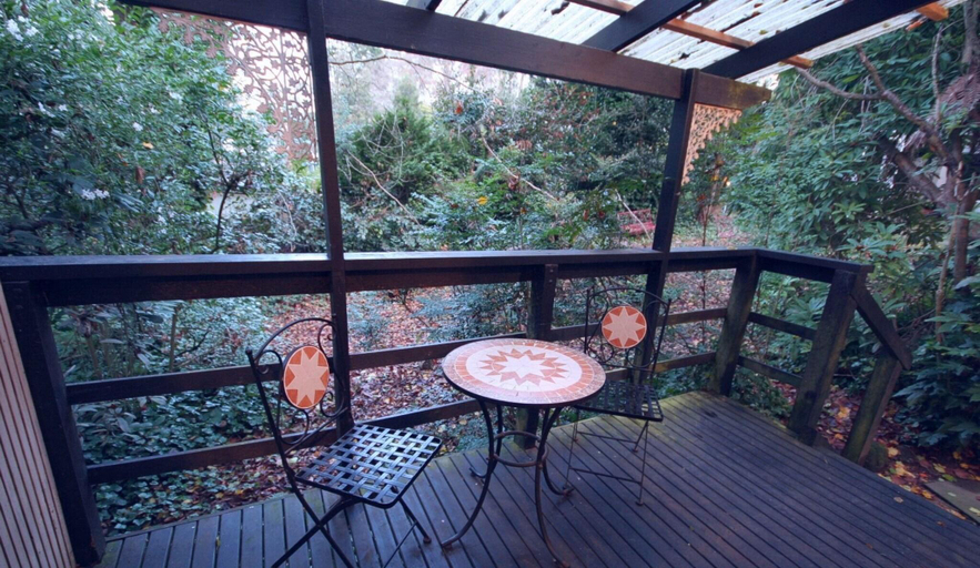 Others, Tudor Cottages, Yarra Ranges - Dandenongs