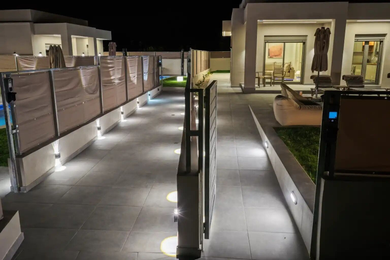 Others 2, HANIAVILLAS 3 Private Villas with Pools, Crete