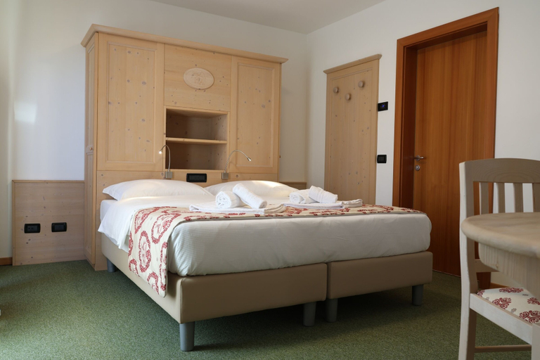 Others 5, Hotel Alpe Bellaria, Trento
