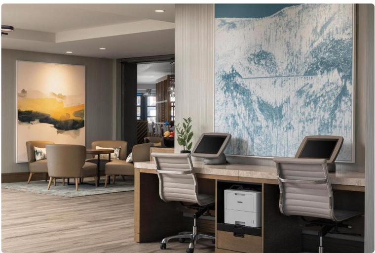 Public Area 4, DoubleTree by Hilton West Kelowna, Central Okanagan