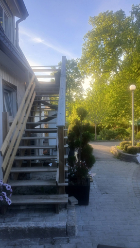Others 4, Charming Countryside Apartment Near Koping - Pet Friendly!, Köping