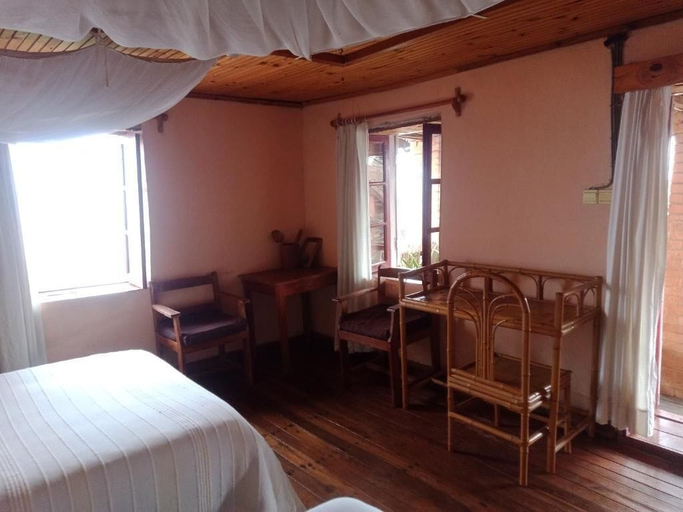 Bedroom 2, CHEZ JULIENNE, Haute matsiatra