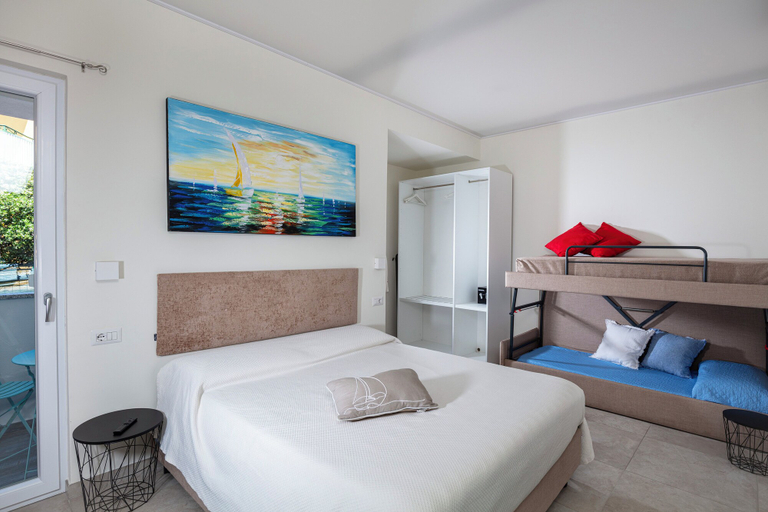 Bedroom 4, la casa del pescatore affittacamere, Nuoro