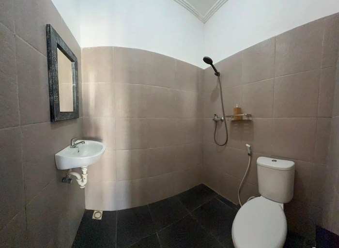 Bathroom 3, Gapul Penida, Klungkung