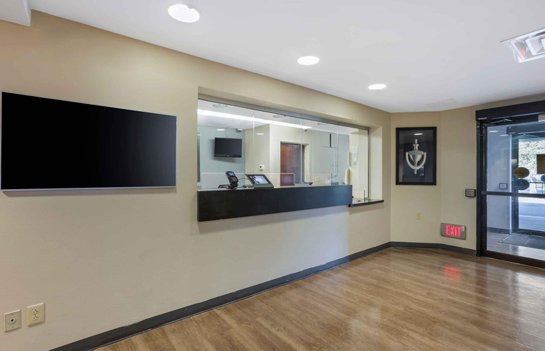 Public Area 2, Extended Stay America Suites Philadelphia Airport Tinicum Bl, Philadelphia