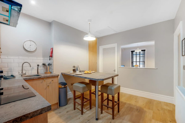Others 3, Spacious 1 Bedroom in Hartlepool With Wifi, Hartlepool