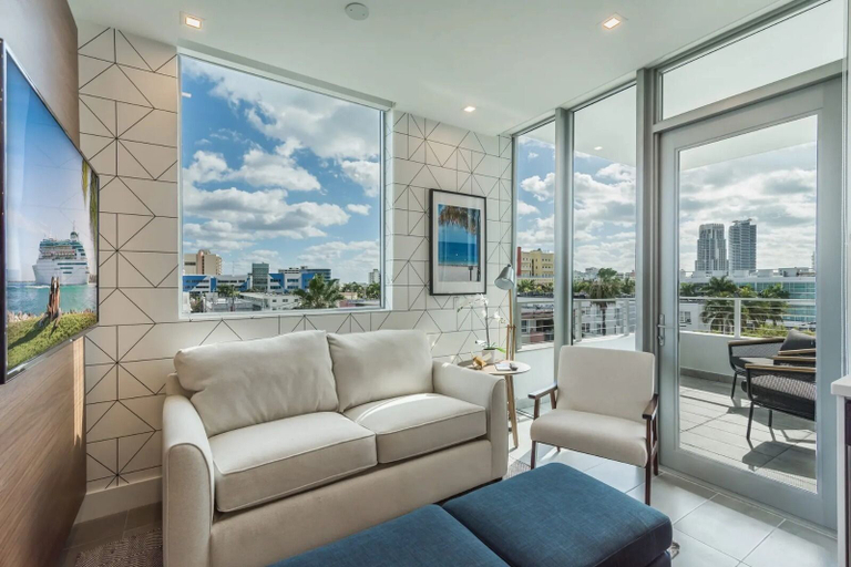 Others 5, 2BR Modern South Beach 5 min to Beach, Miami-Dade