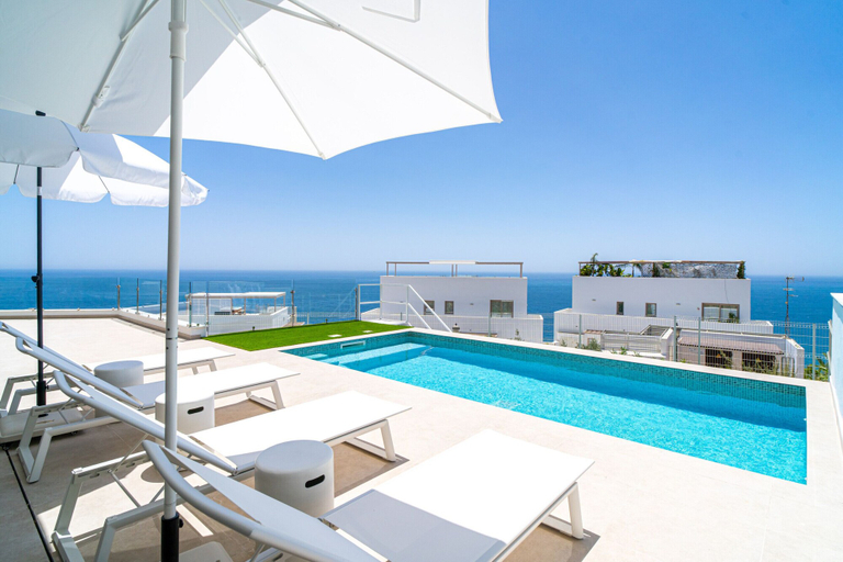 Others 5, Bayview Hills Premium Pool Suite, Málaga