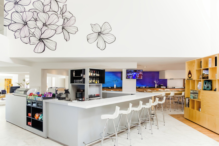 Food & Drinks 4, Fiesta Inn Saltillo, Saltillo