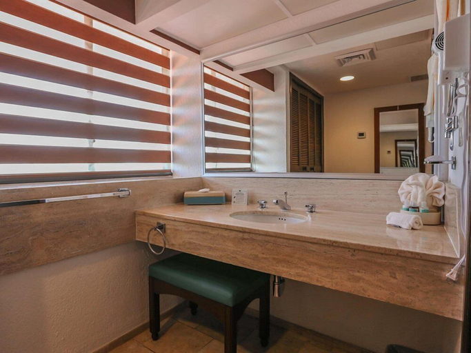 Bathroom, Royal Cancun Resort, Benito Juárez