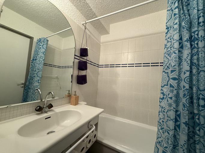 Others 2, Mountain View Apartment in Modane, Savoie