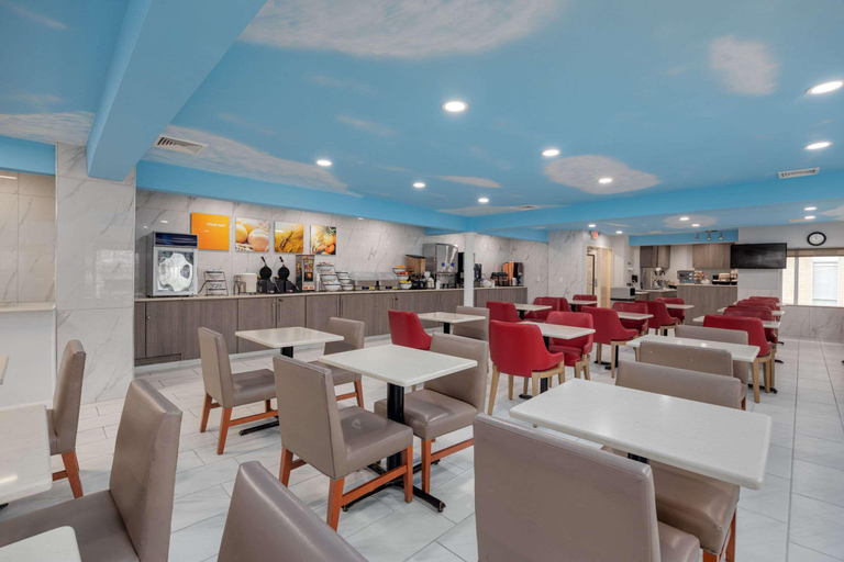 Food & Drinks 5, Comfort Inn Downtown Nashville-Vanderbilt, Davidson