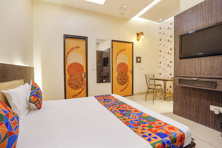 Bedroom 3, FabHotel Rivlet Premium, Delhi