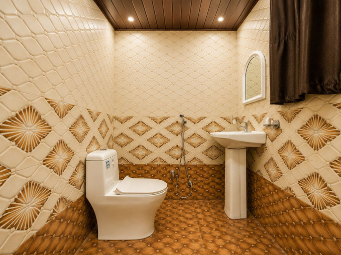 Bathroom 4, The Nine Hotel - Mansarovar Jaipur, Jaipur