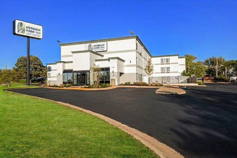 Others 1, Merriam Park Inn, Kansas City