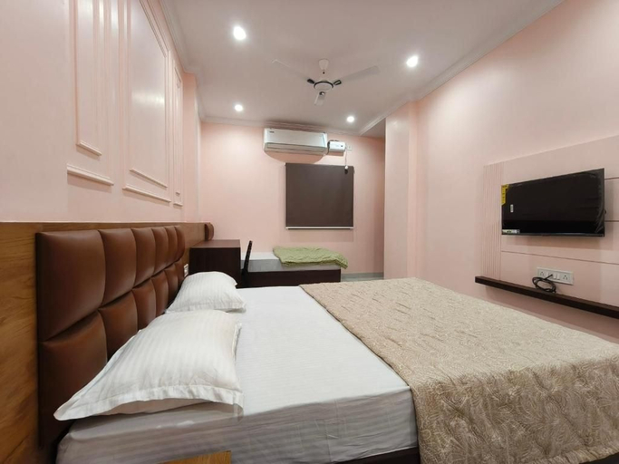 Others 3, Hotel Kanak Shree, East Nimar