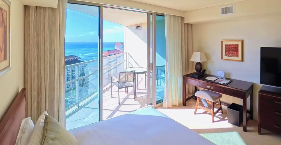 Bedroom, Trump Waikiki, Honolulu