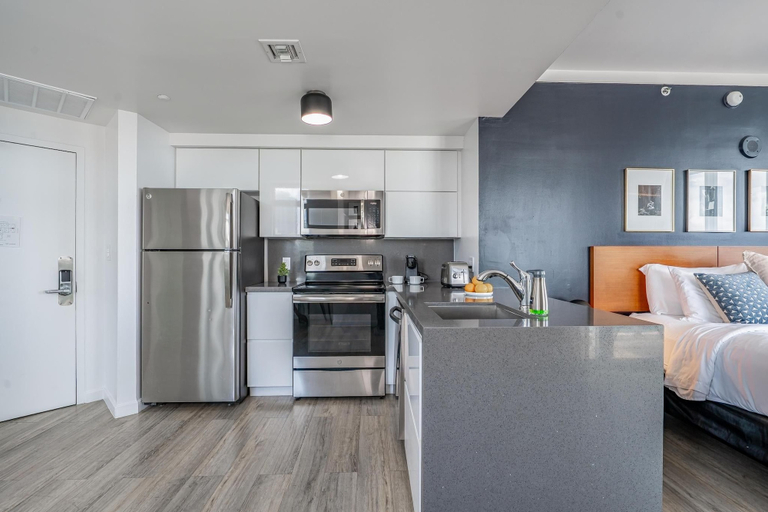 Others 5, Spacious Connecting Studios Sleeps 4 2 Parking Spots, Miami-Dade