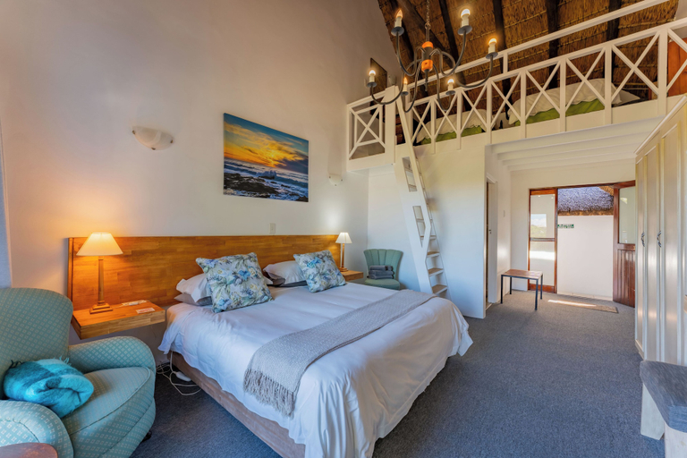 Bedroom 3, Cycads On Sea, Cacadu