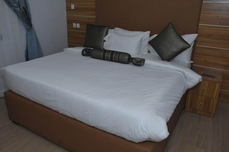 Others 4, Sakura Apartments, Owerri West