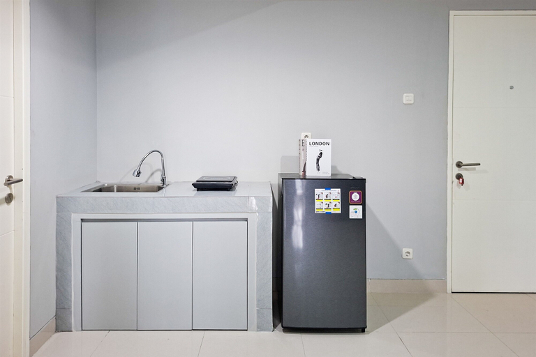 Others 2, Cozy And Minimalist 2Br At The Ayoma Apartment, South Tangerang