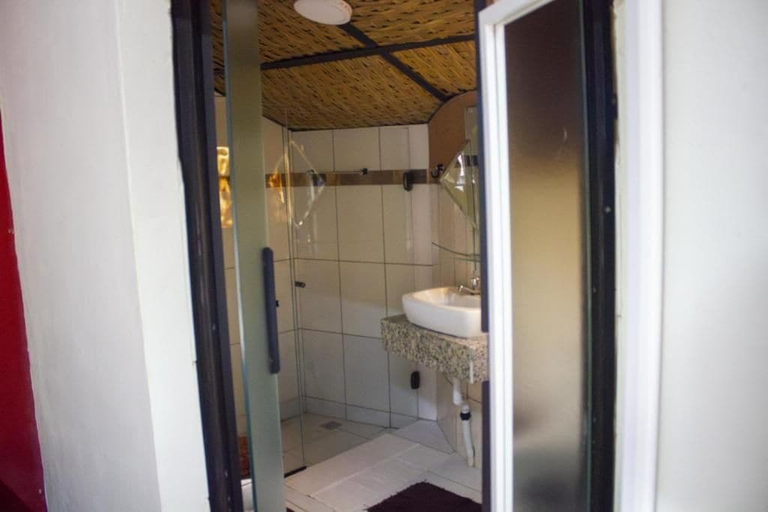 Bathroom 4, Pousada Estância Vip, Cunha