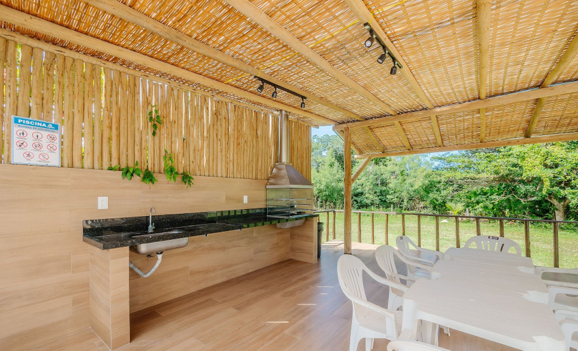 Others 4, Spacious House w/ Pool in Guarajuba Cag0003, Camaçari