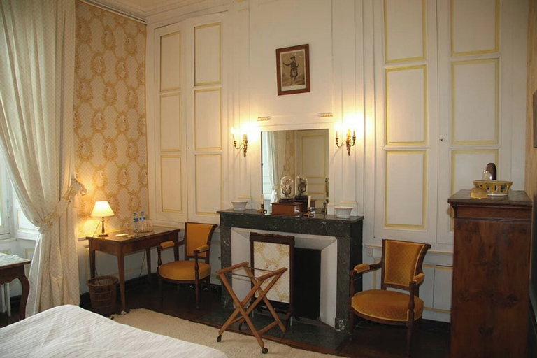 Bedroom 4, Château du Fraisse, Haute-Vienne