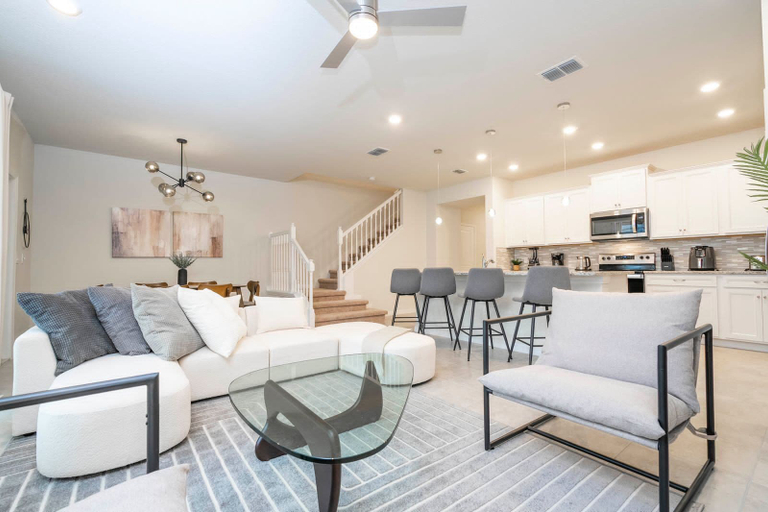 Others 3, Modern 5-bedroom Home With Private Pool and Resort Access!, Polk