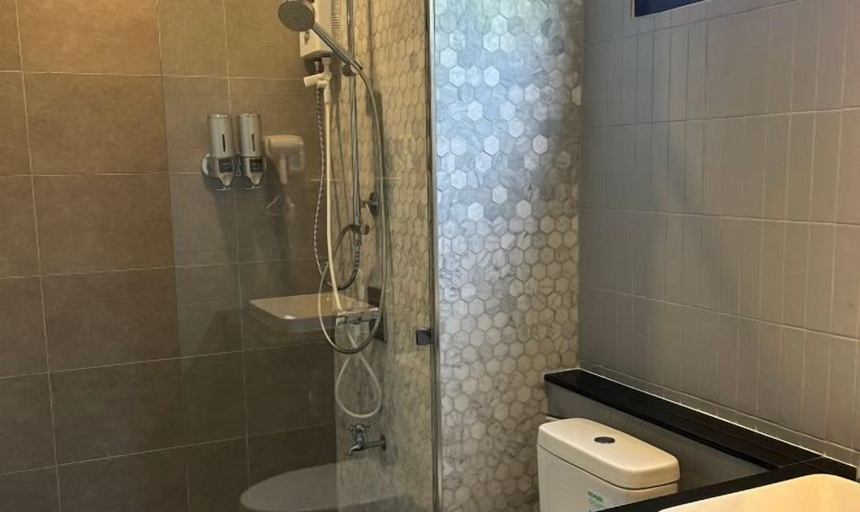 Bathroom 3, Jaidee Pool Villa, Hat Yai