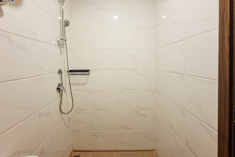 Others 2, Comfortable And Modern Studio Room At Apartment Sky House Bsd, South Tangerang