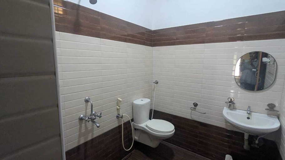 Others 4, Le Abode Villa, Viluppuram
