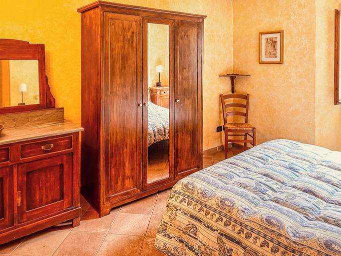 Others 4, Casa al Sasso, Bologna