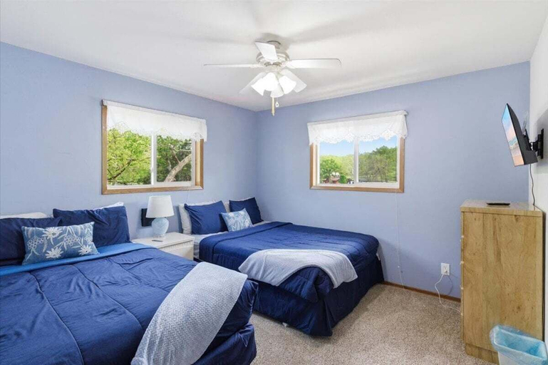 Others 2, Lakefront Fun With Private Dock, Firepit, Swim Mat, Kayaks & Screened Lake Room, Morgan