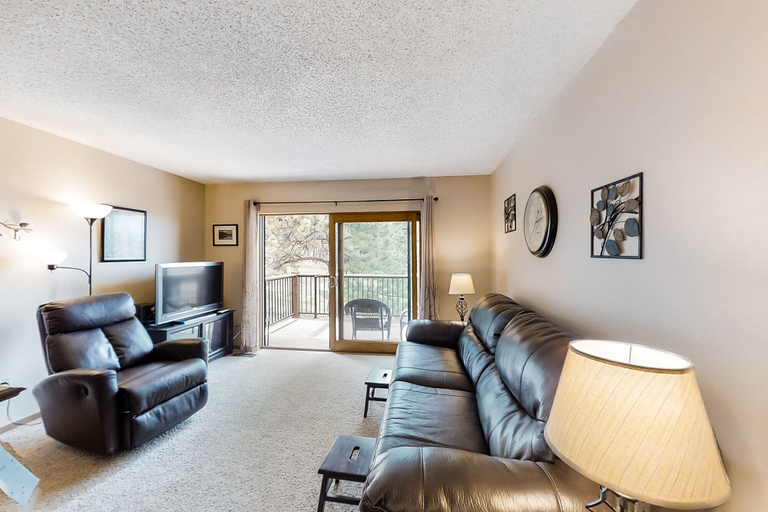 Others 2, Conveniently Located Mountain Condo With Balcony, Wildlife Views, & Golf Course, Larimer