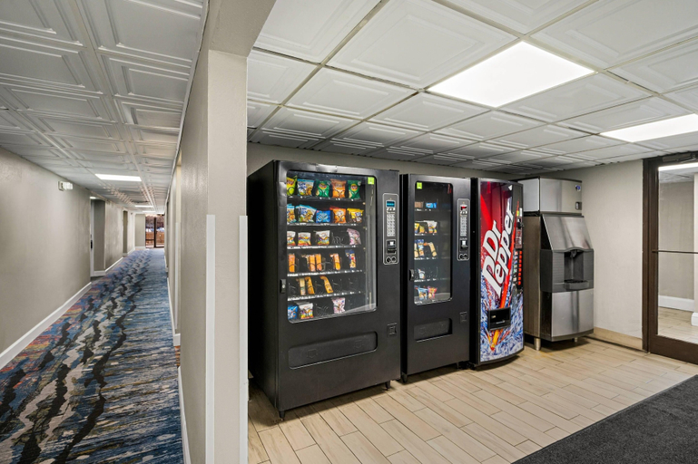 Food & Drinks 5, Quality Inn & Suites North Little Rock, Pulaski