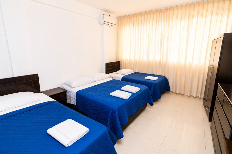Others 5, Hotel el Silencio, Lima