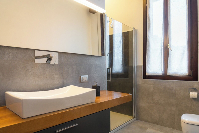 Others 5, Emilia Suite Space, Modena
